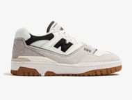 New Balance 550 “Sea Salt/Gum” sneakers (Image via Twitter/@SBDetroit)